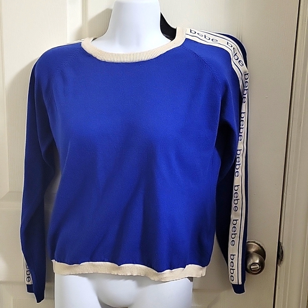 Women Bebe Sweater XL